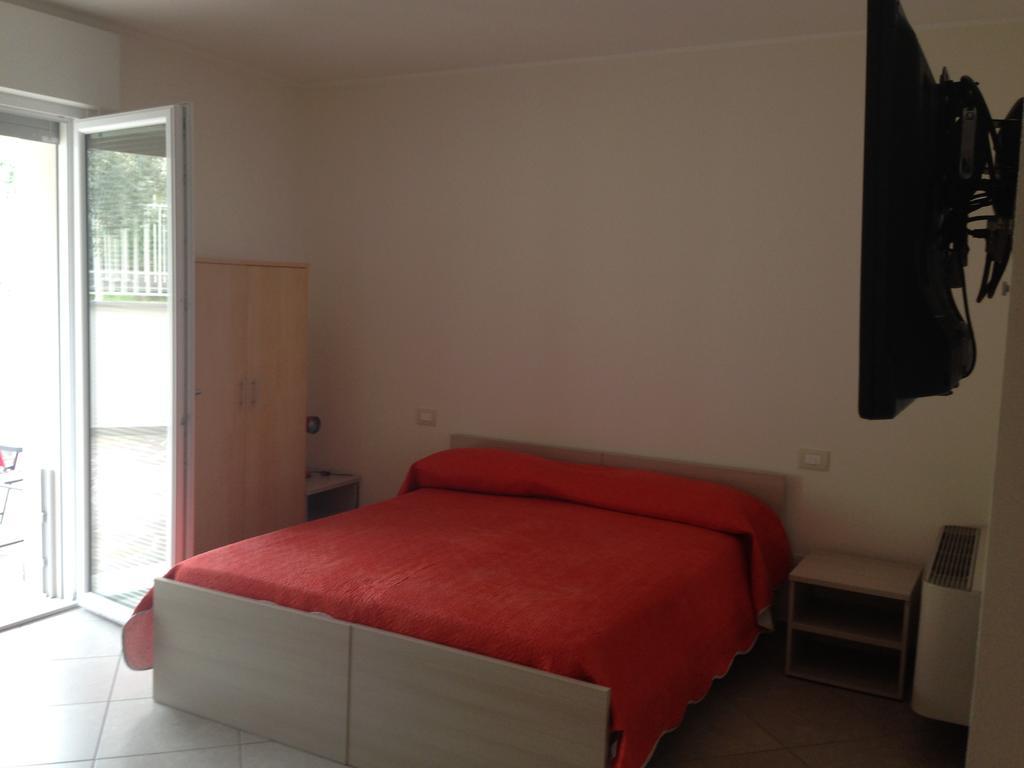 Casa Armonia Apartment Пескиера дел Гарда Екстериор снимка