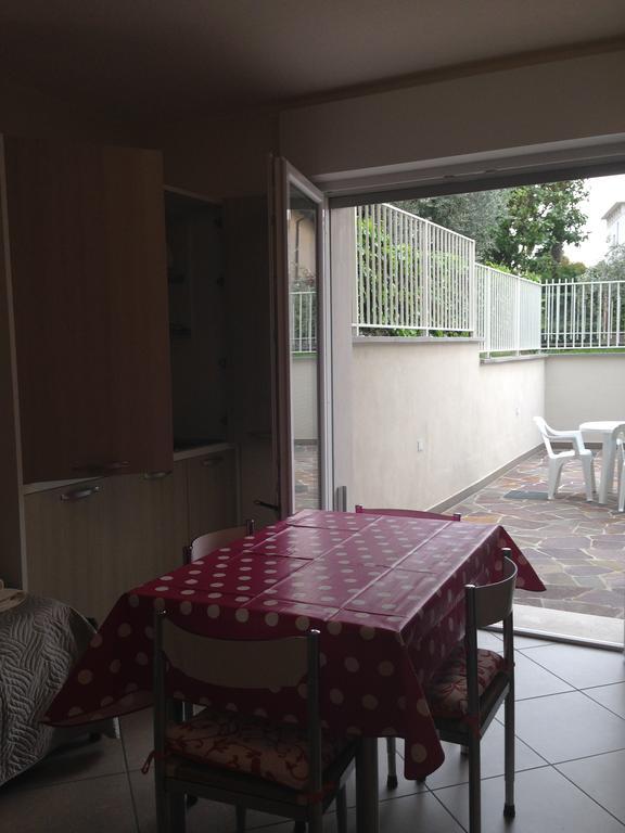 Casa Armonia Apartment Пескиера дел Гарда Екстериор снимка