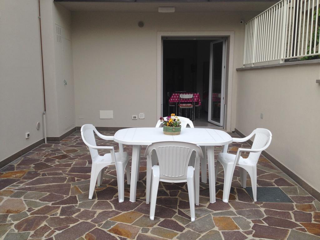 Casa Armonia Apartment Пескиера дел Гарда Екстериор снимка