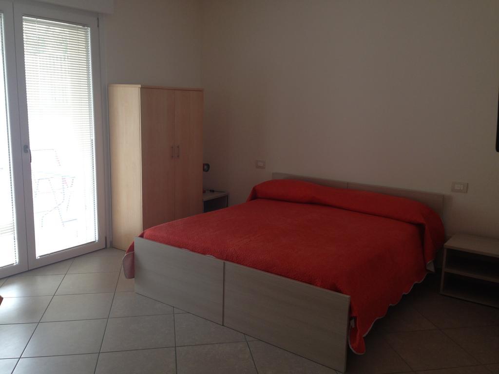 Casa Armonia Apartment Пескиера дел Гарда Екстериор снимка
